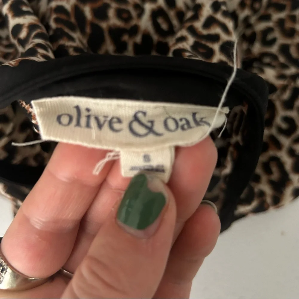 Olive & Oak Brown Leopard Print Long Sleeve Blouse Size Small - Picture 5 of 5